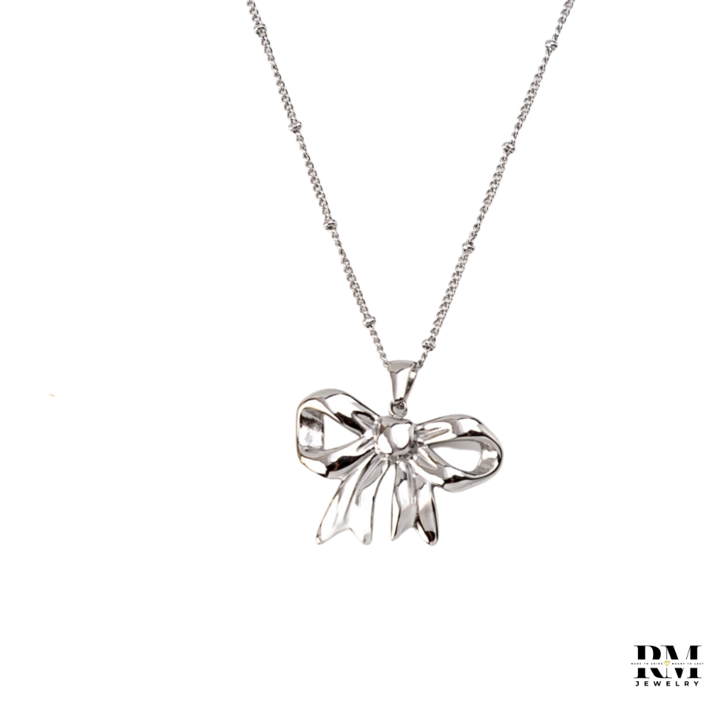 Colar com Pingente em Laço Pequeno