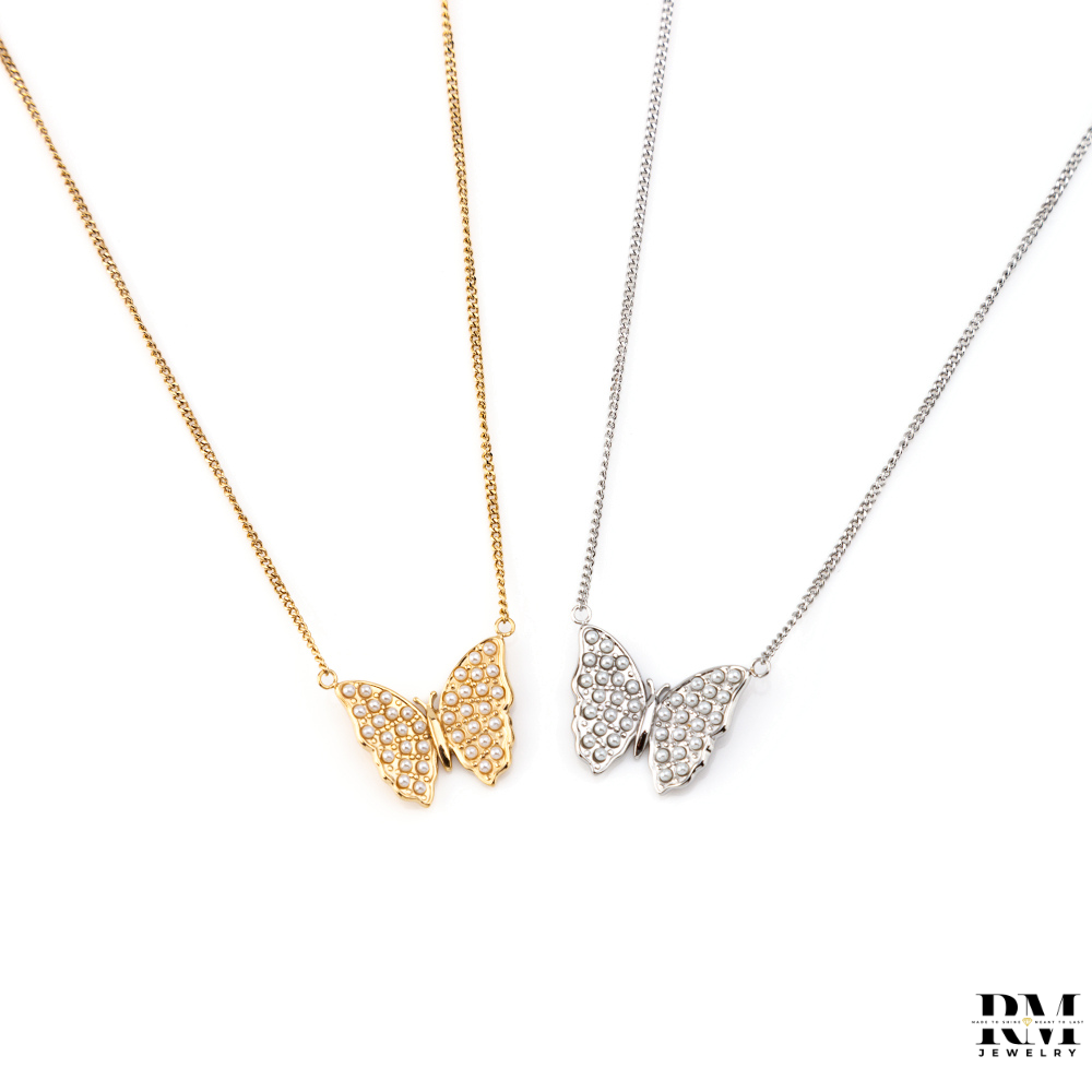 Colar com Borboleta de Pérolas