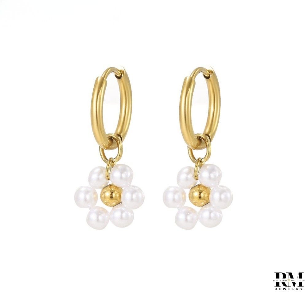 Brinco com Flor em Pérola